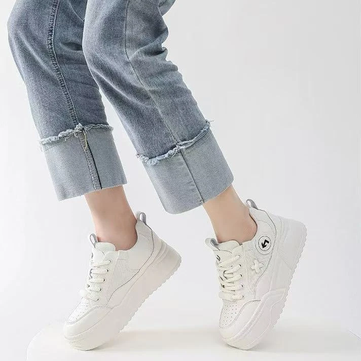 C2645  米色  春夏时尚厚底圆头系带女休闲板鞋