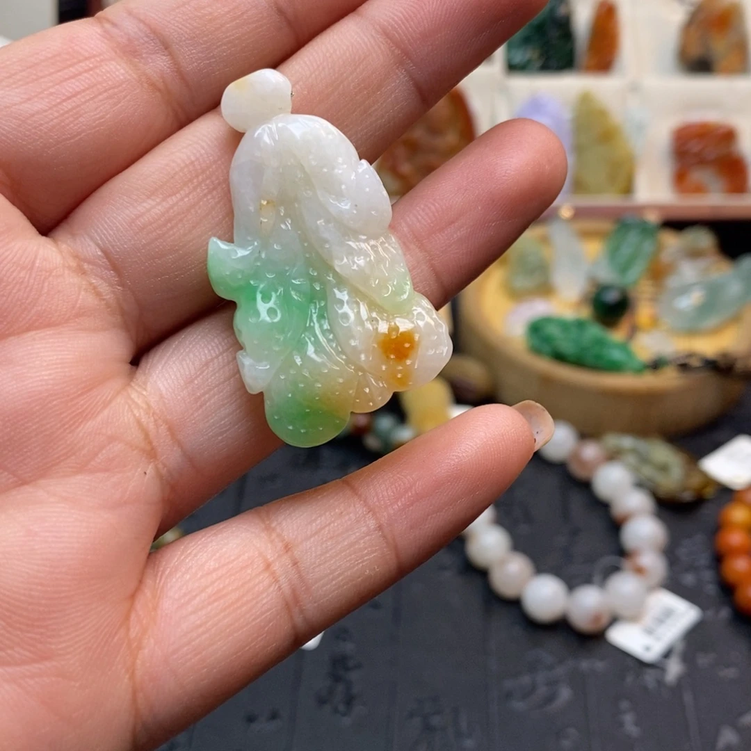 翡翠未镶嵌吊坠(不含链)
