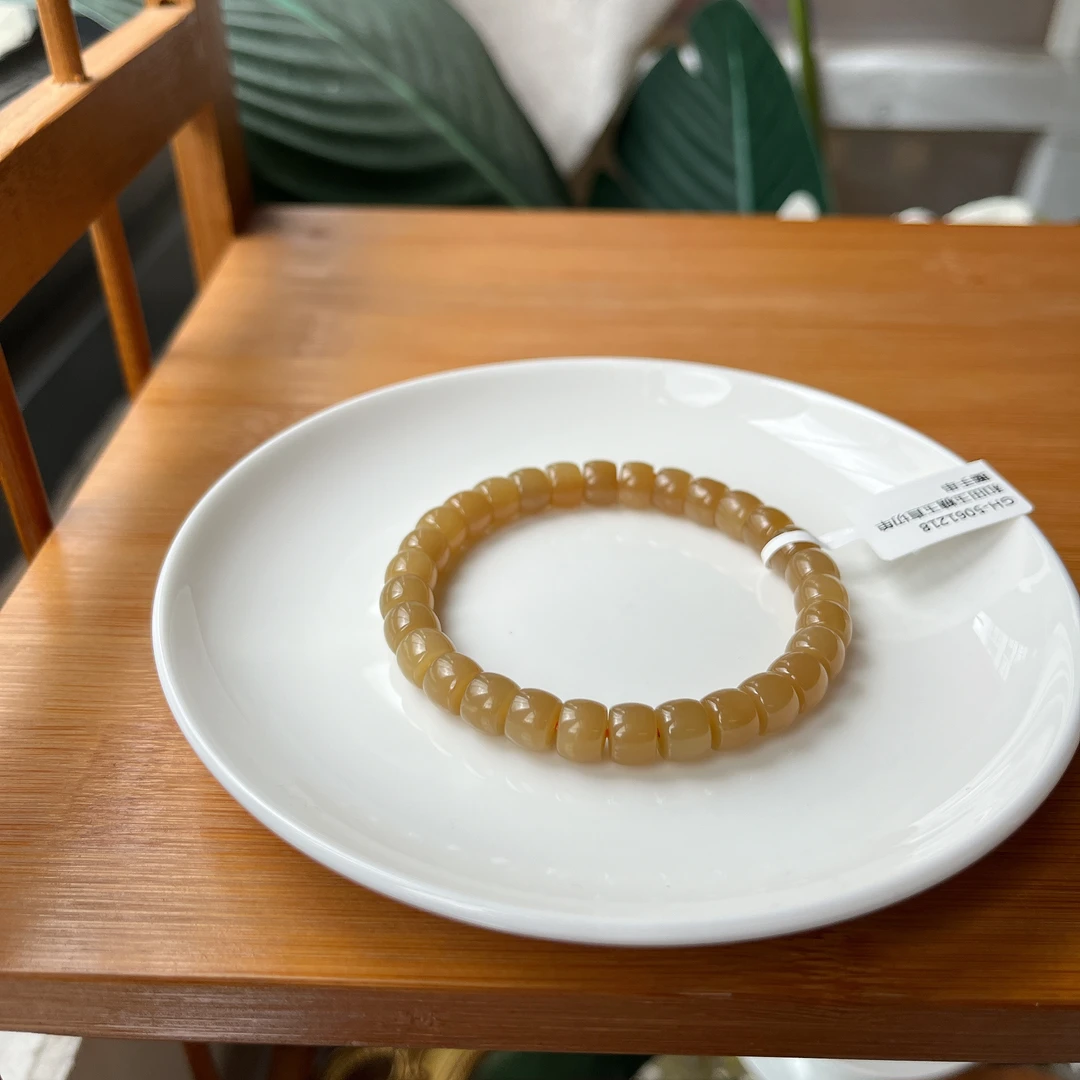 【郭老师】约6*8mm和田玉糖玉直切单圈手串