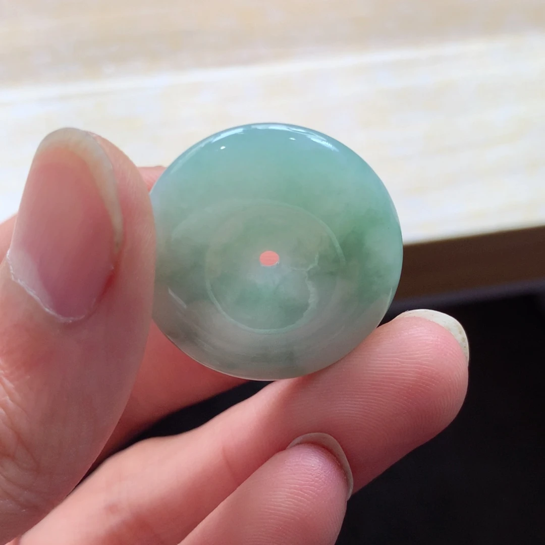 翡翠未镶嵌颈饰吊坠