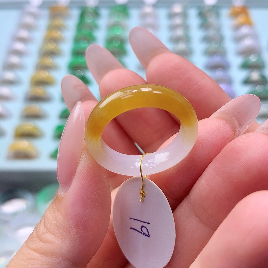 未镶嵌戒指翡翠19圈