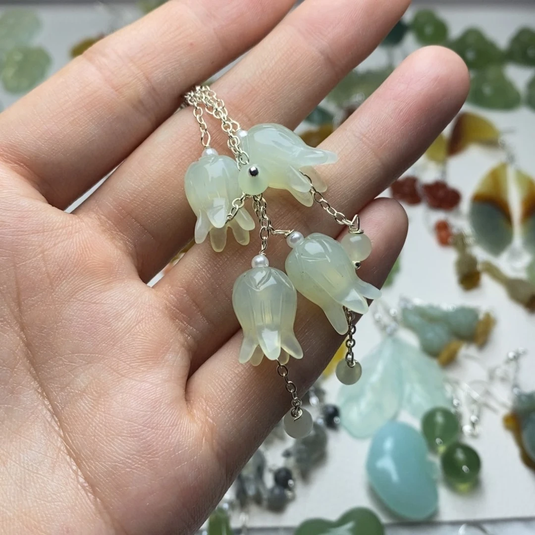 蛇纹石玉未镶嵌耳饰清****）