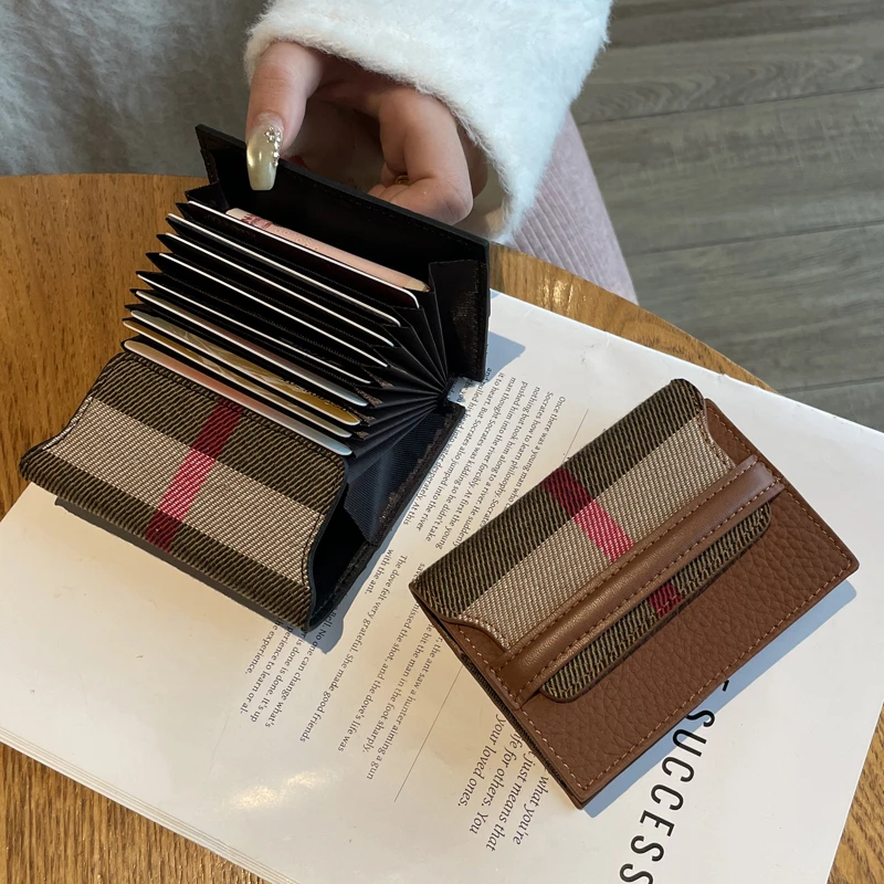 真皮卡包女小巧精致高档超薄多卡位证件包2025新款时尚简约多功能
