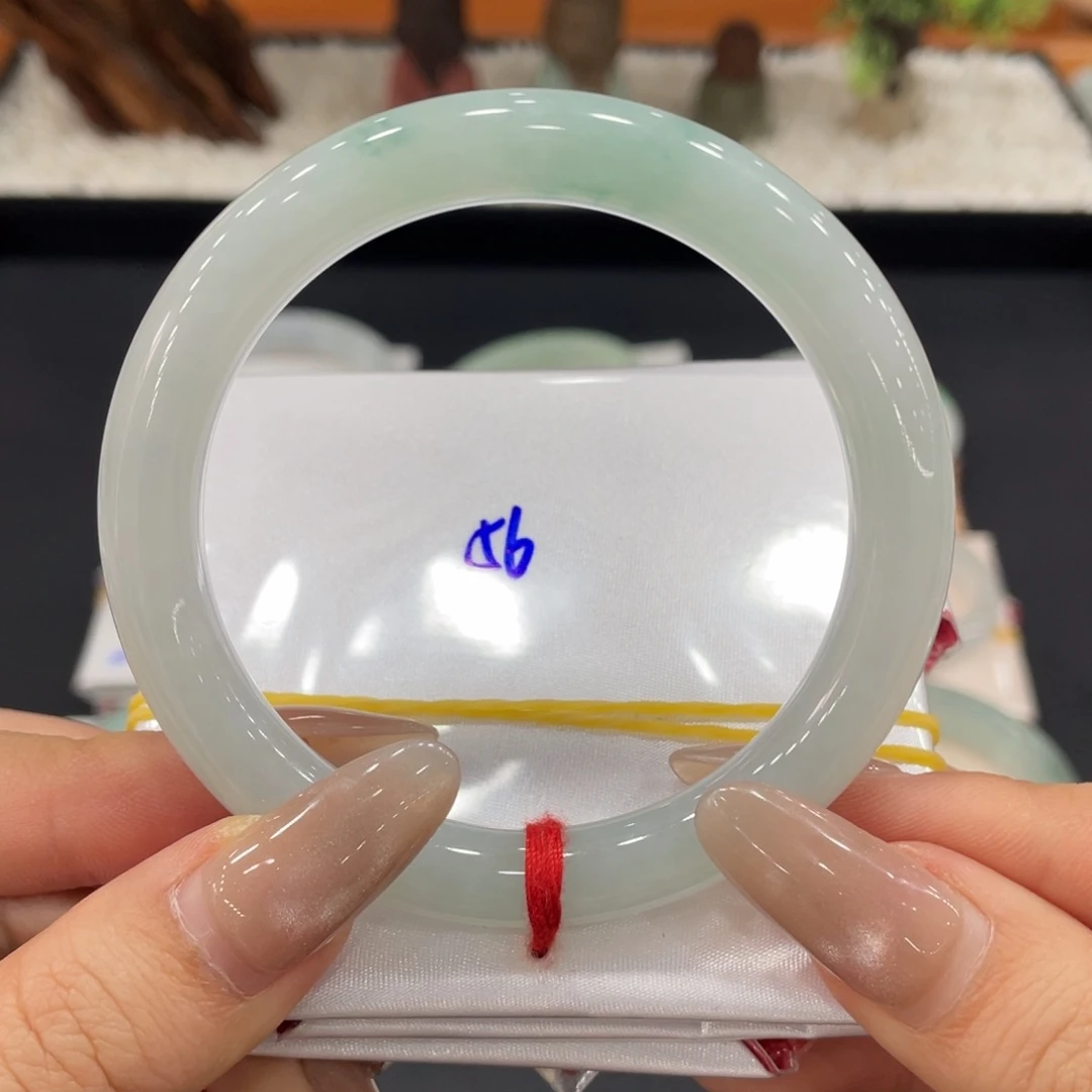 未镶嵌手镯翡翠缅甸天然翡翠手镯