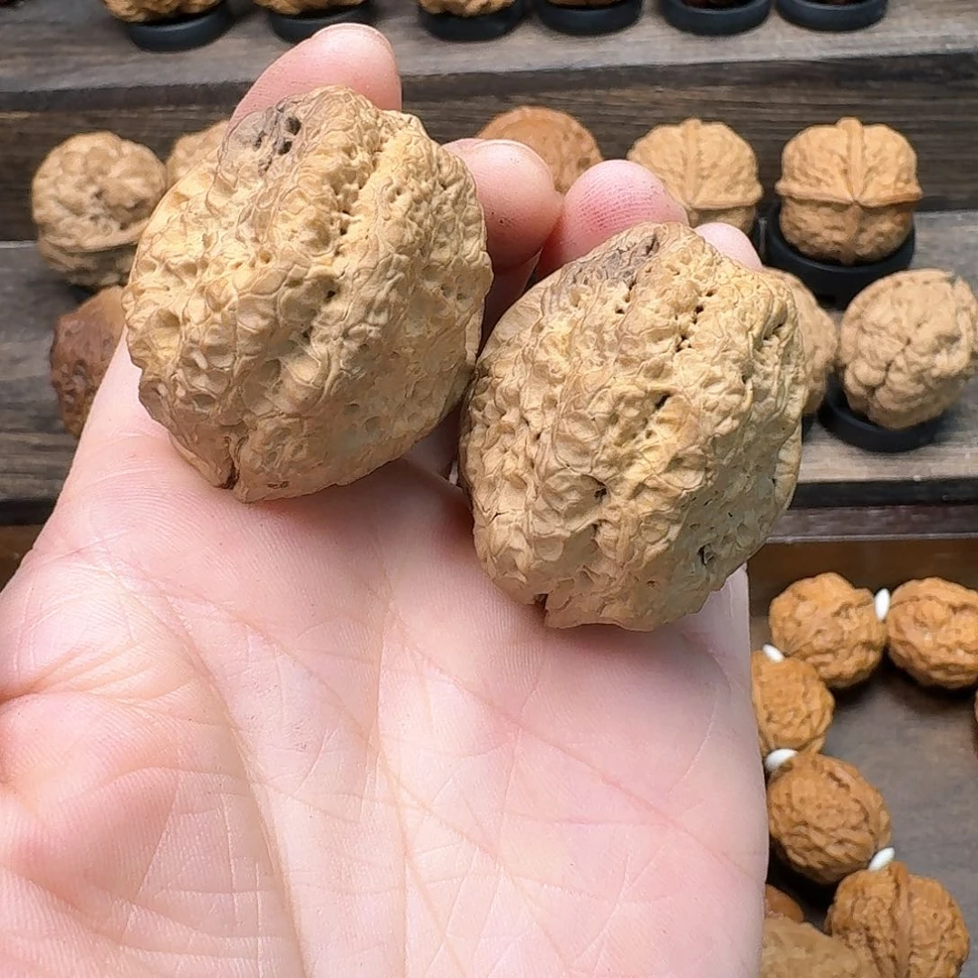 文玩核桃吊坠14蝴蝶蟾43尺寸