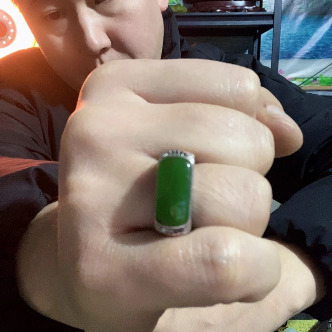 蛇纹石玉未镶嵌珠宝半成品