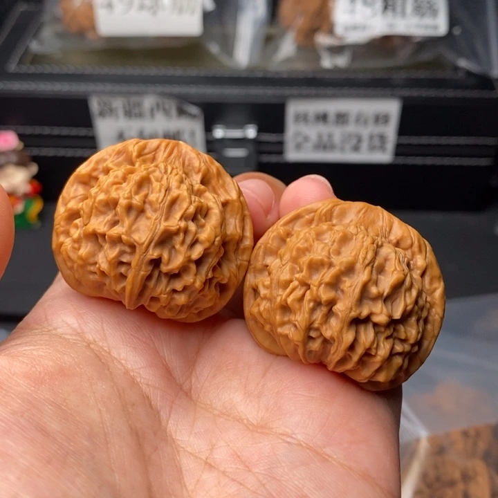文玩核桃把件38天地