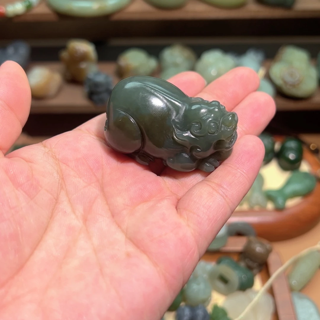 未镶嵌和田玉挂件