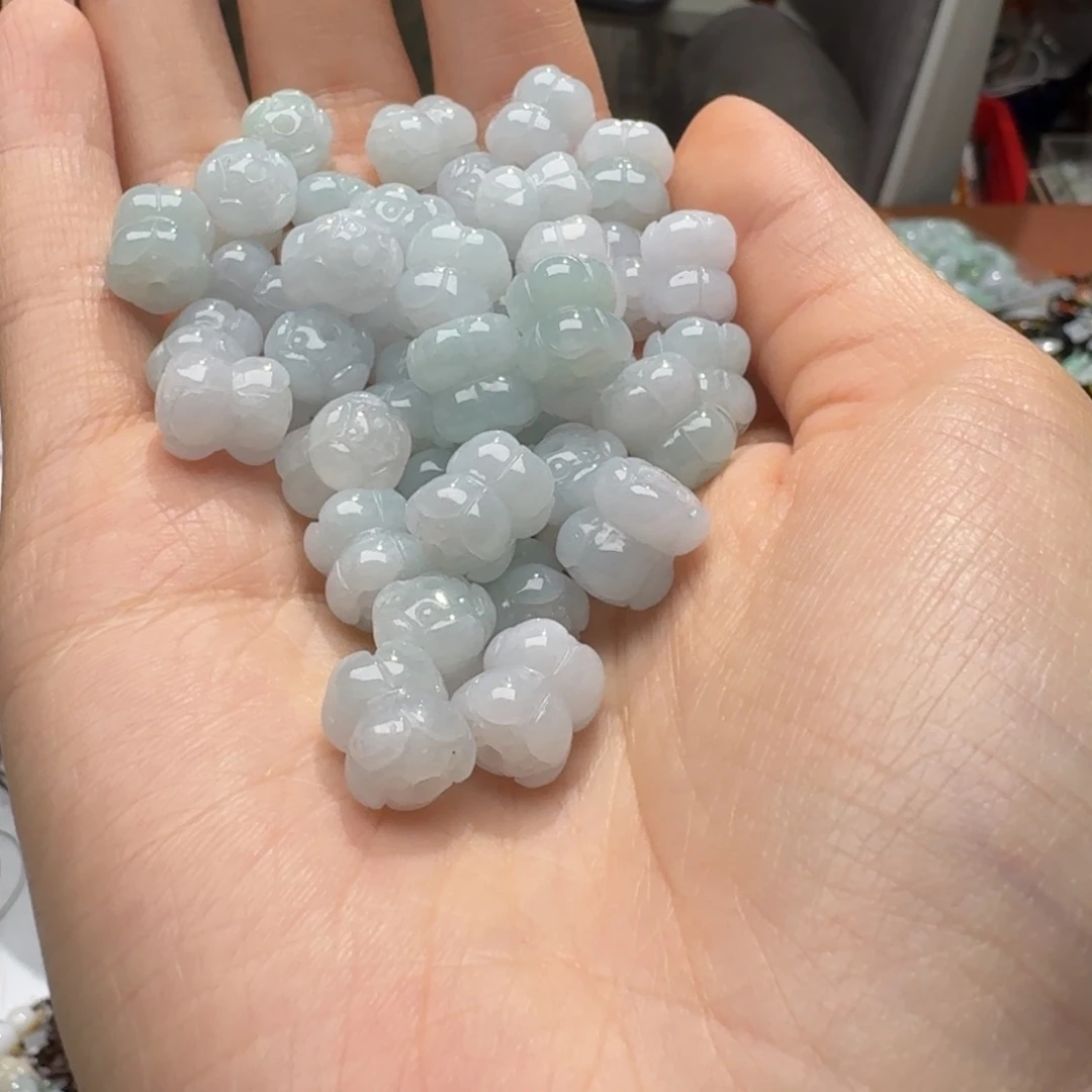 未镶嵌挂件翡翠福利1个，不包邮，拍邮费发货