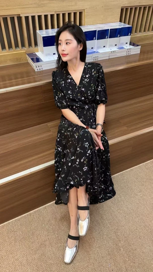 Miss Huo 碎花连衣裙 A 黑花 2597