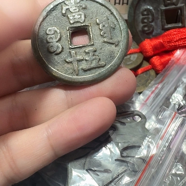 月***风铜现代工艺品花钱