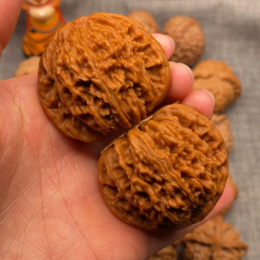 文玩核桃把件44.5平谷楼