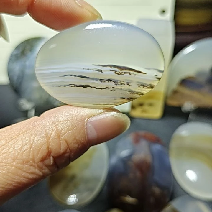 玛瑙/玉髓未镶嵌珠宝奇石