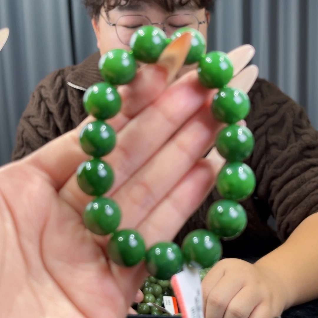 和田玉未镶嵌手串天然和田玉俄碧辣阳绿手串14