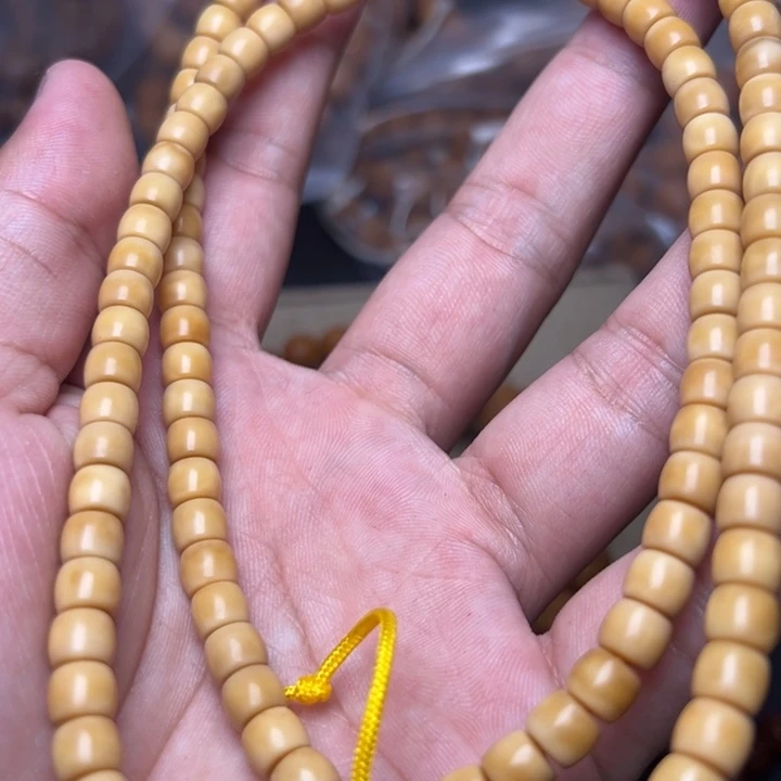 猴头核桃手串卡罗拉咯