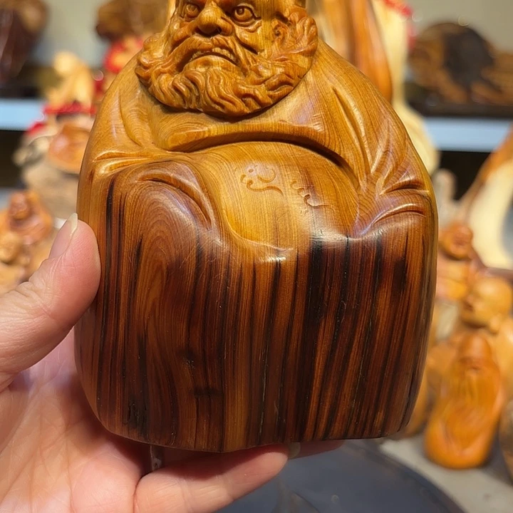 柏木太行崖柏钟馗摆件