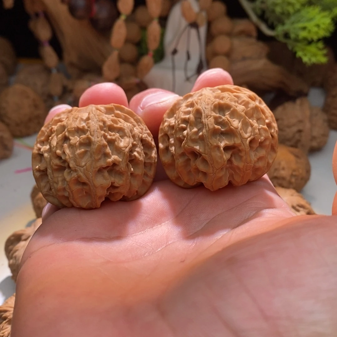 文玩核桃把件苹果园43