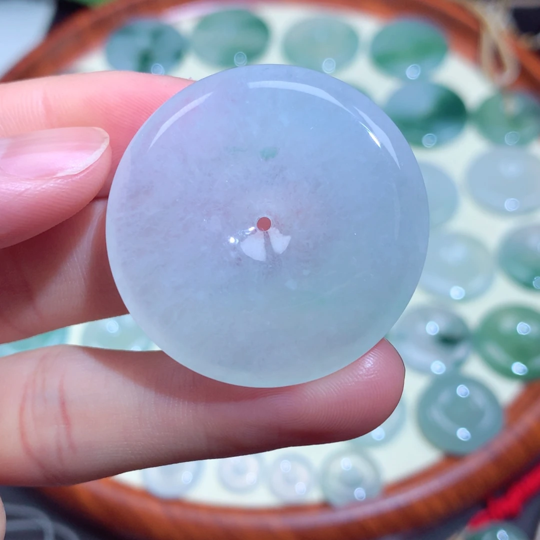 长***风翡翠未镶嵌颈饰翡翠吊坠