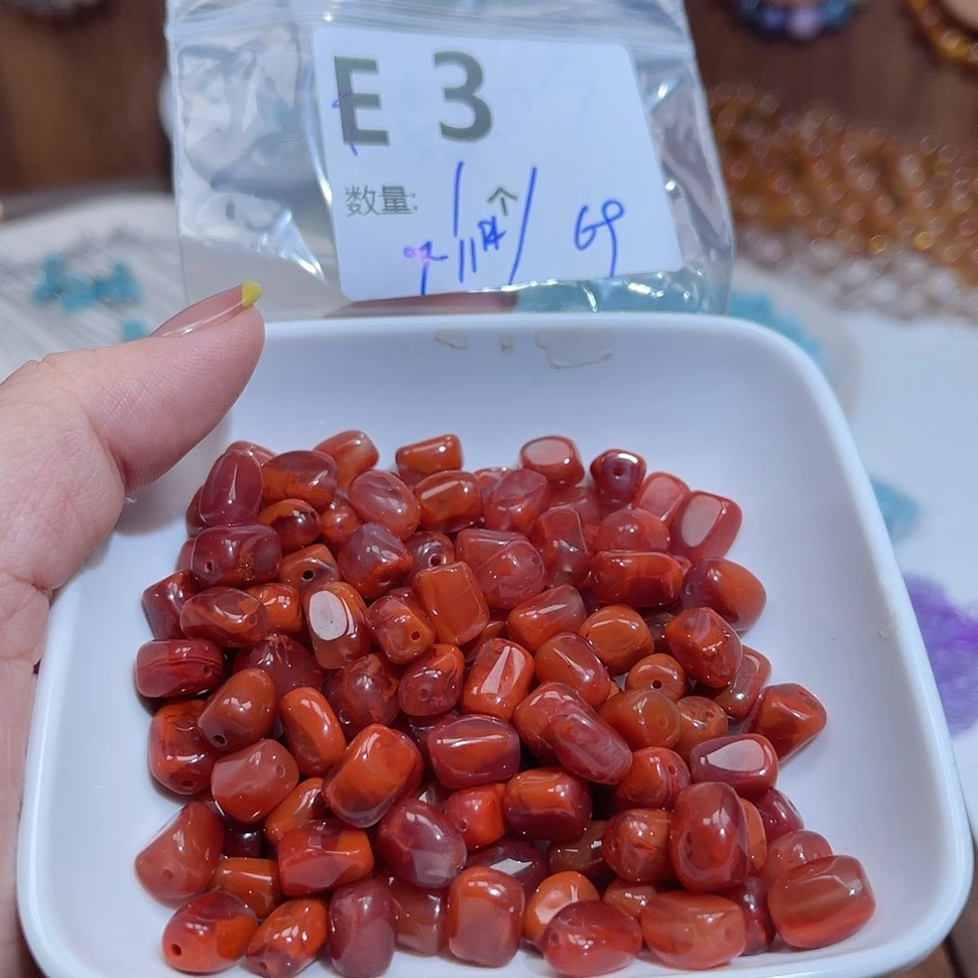 南红玛瑙未镶嵌珠宝半成品E3。