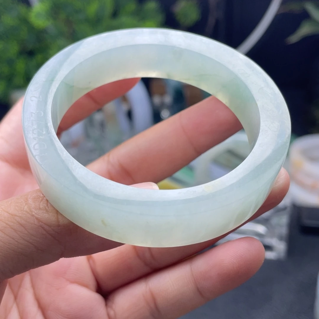 定制翡翠不退不换未镶嵌