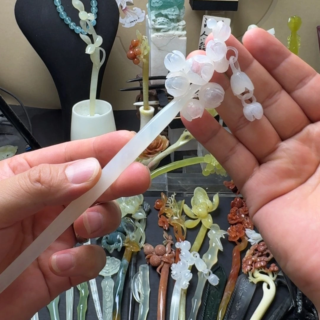 蛇纹石玉未镶嵌发饰