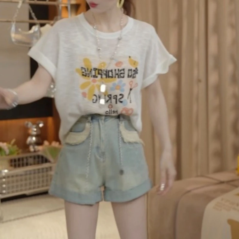 2025夏季薄款短袖T恤+链条牛仔短裤LK2503353