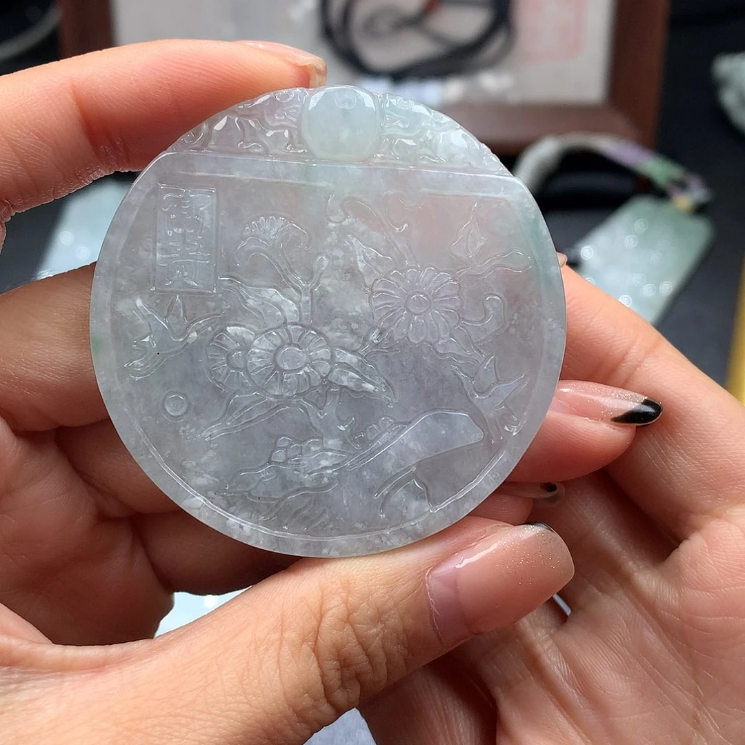 翡翠未镶嵌颈饰翡翠