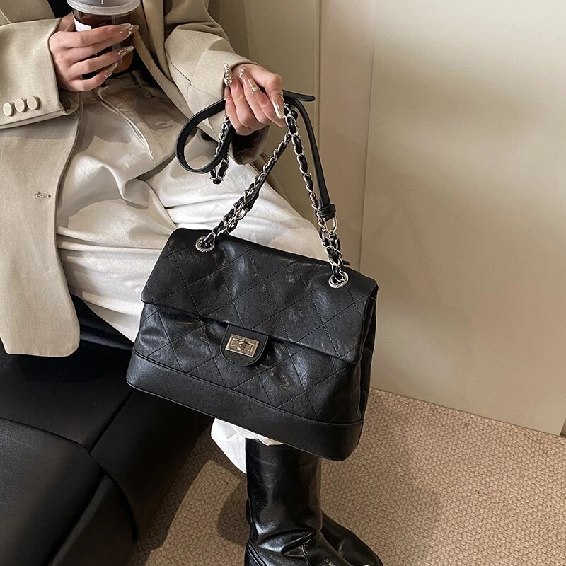 纯色韩版时尚分层款包盖单肩小众链条包单肩包秋冬网红包8100黑