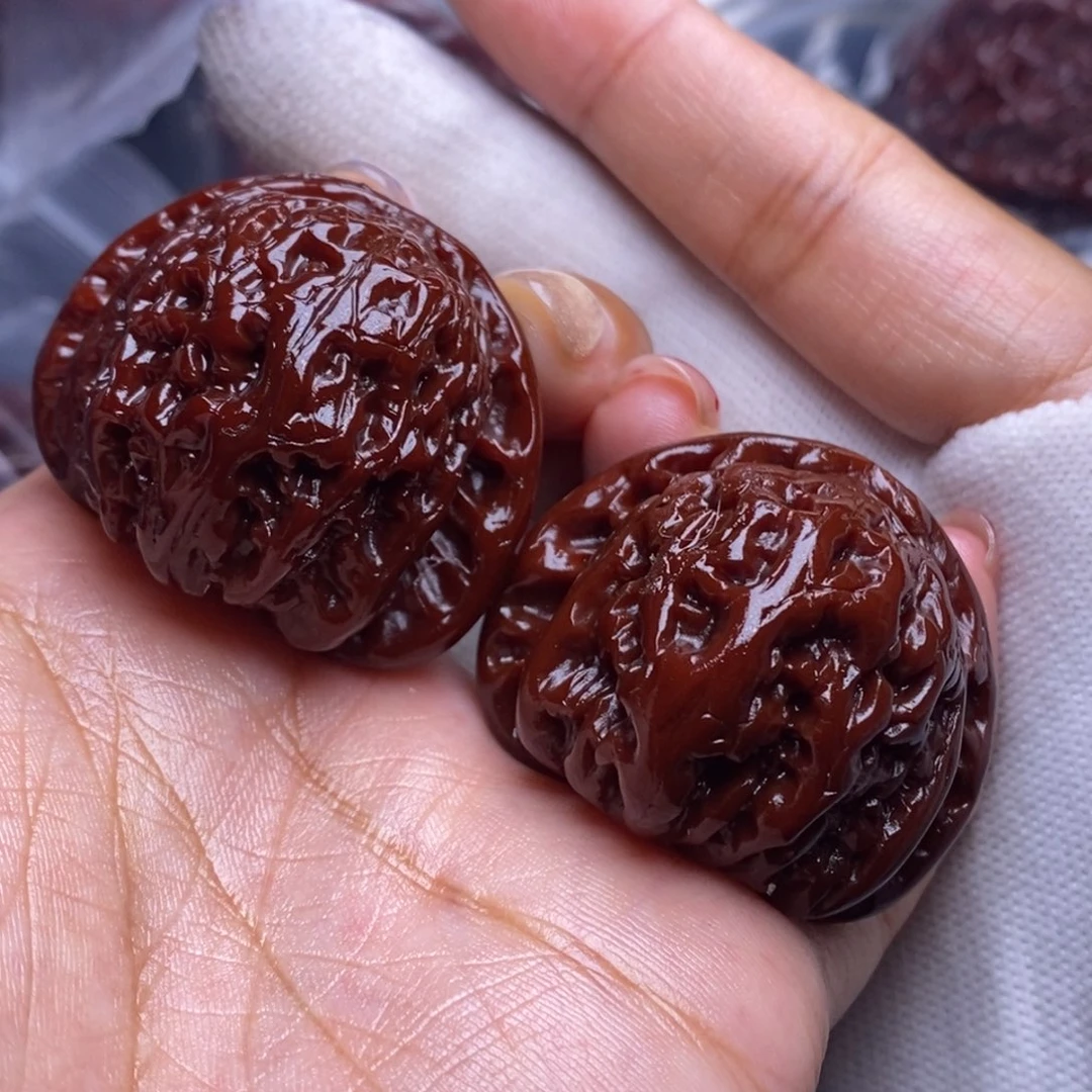 文玩核桃把件白狮子40