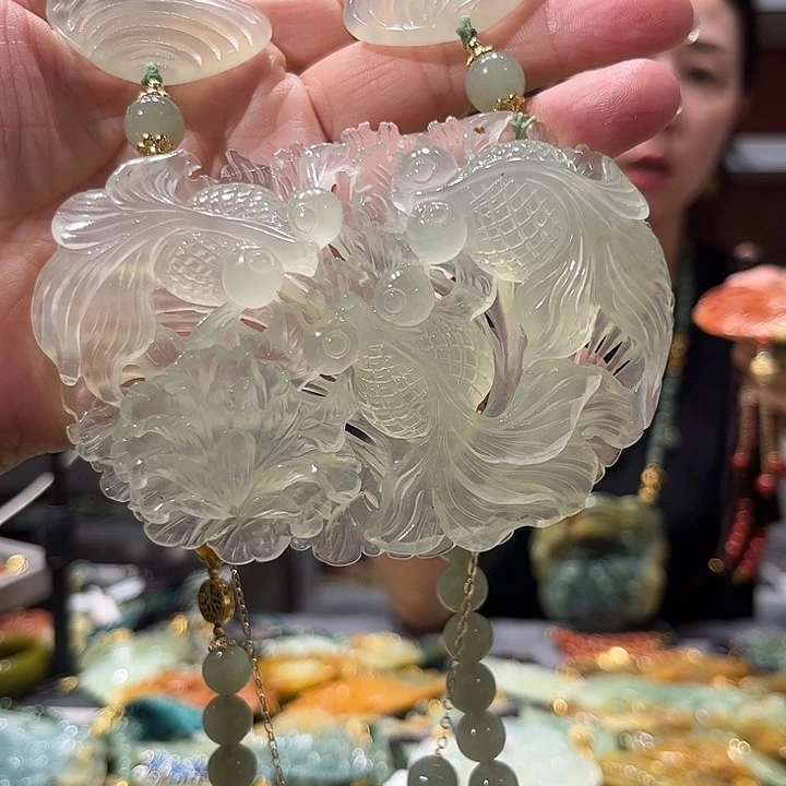 岫玉未镶嵌毛衣链