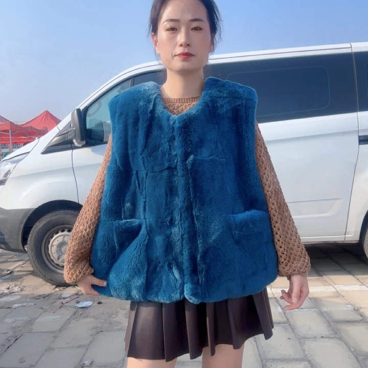 小*妞蓝色短款马甲xxxxl