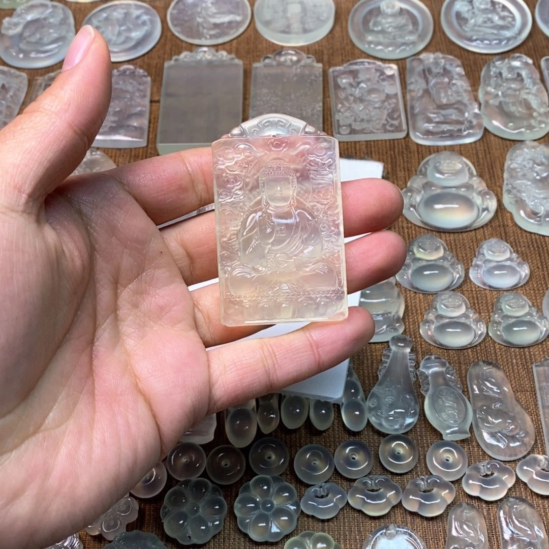 岫玉吊坠(不含链)未镶嵌