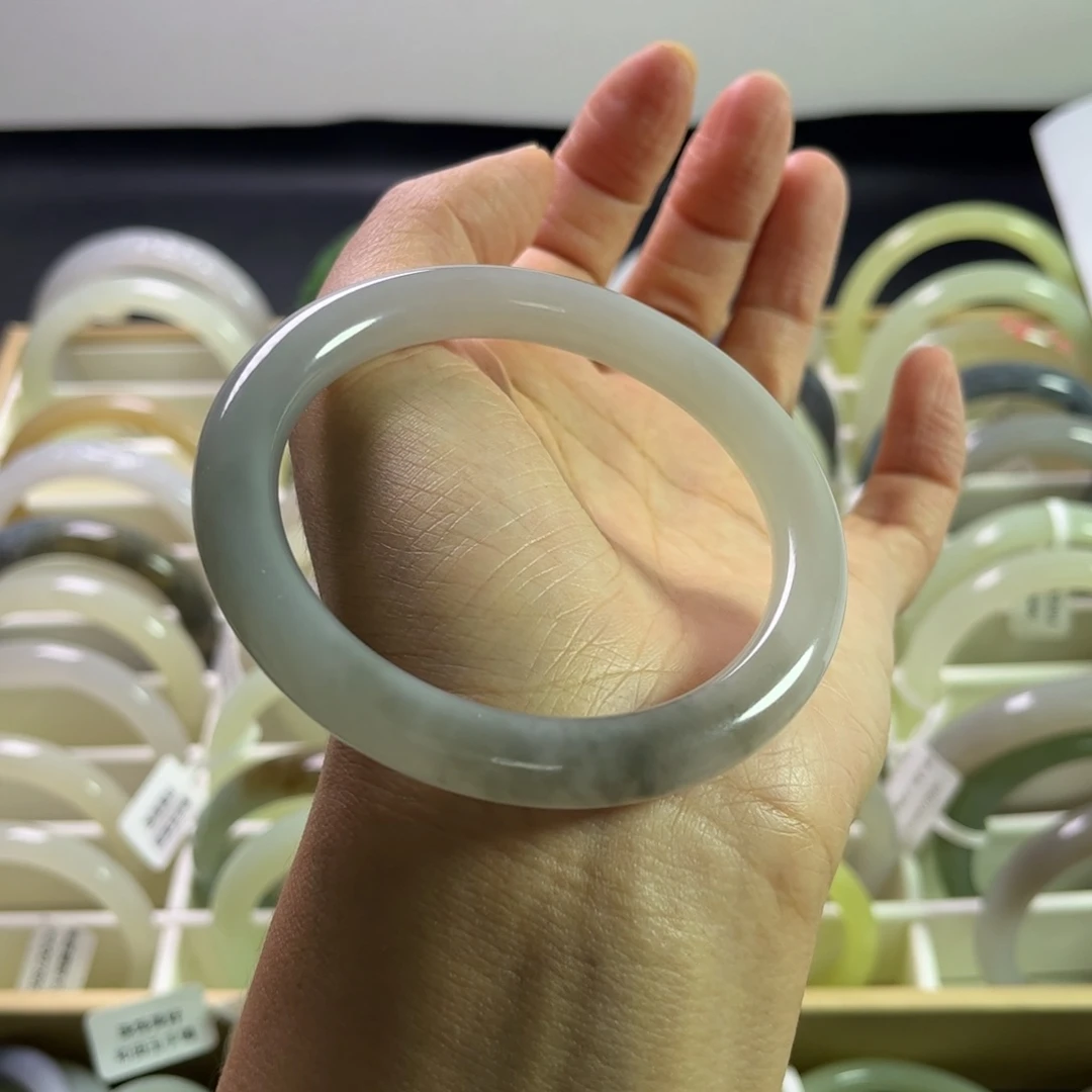 和田玉未镶嵌手镯58.5圈