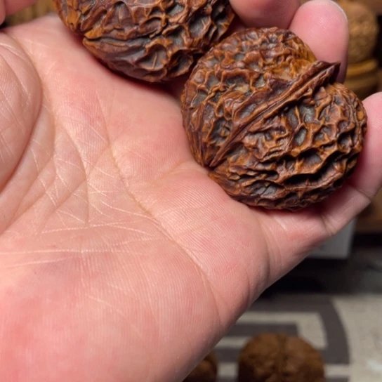 文玩核桃吊坠Y聚宝金蟾