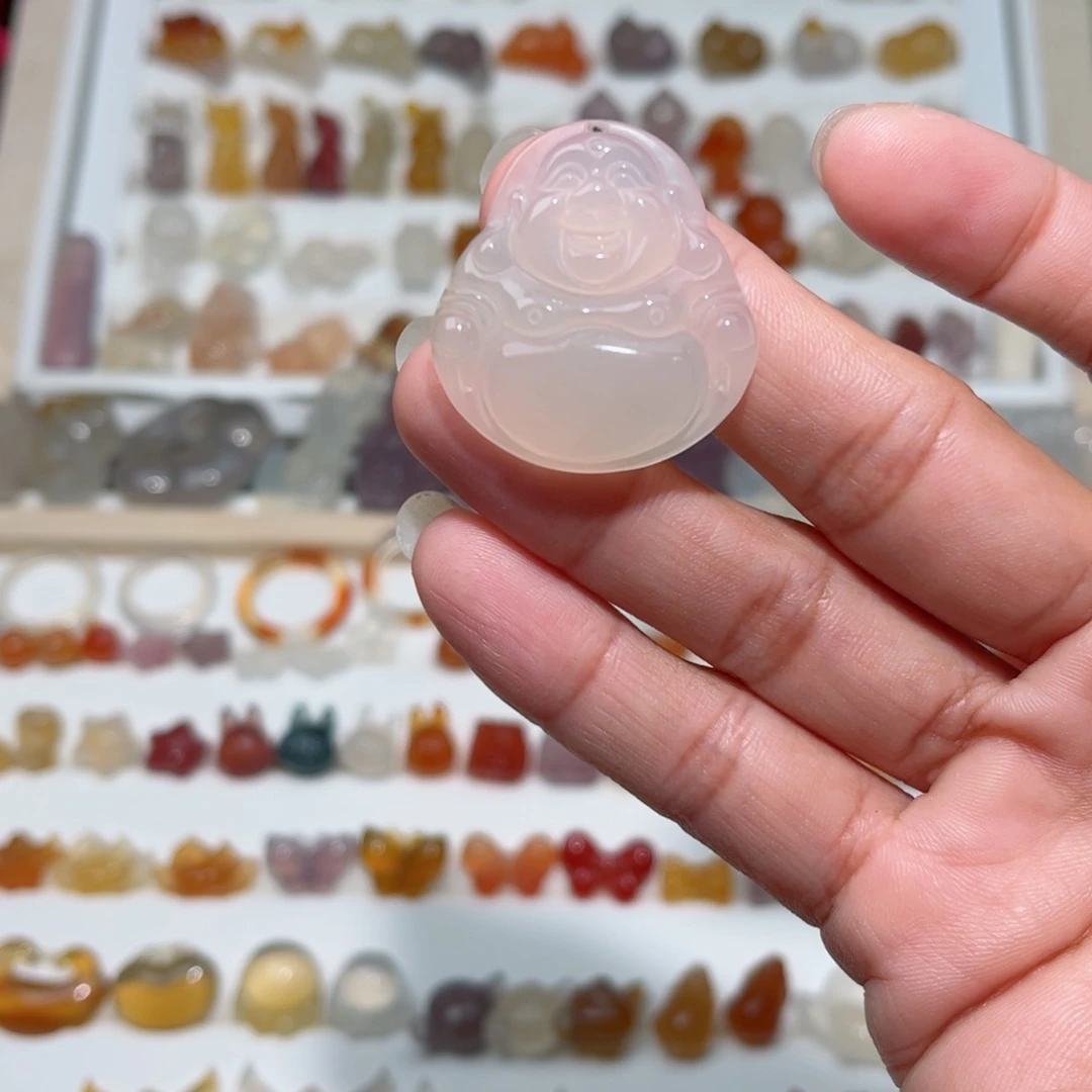 未镶嵌颈饰玛瑙/玉髓l****李