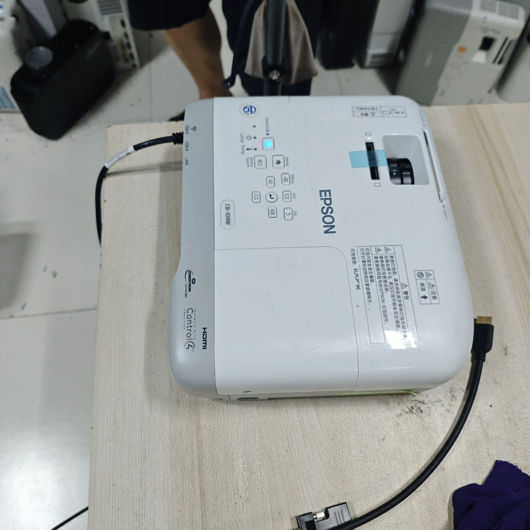 高清爱普生投影仪运费到付
