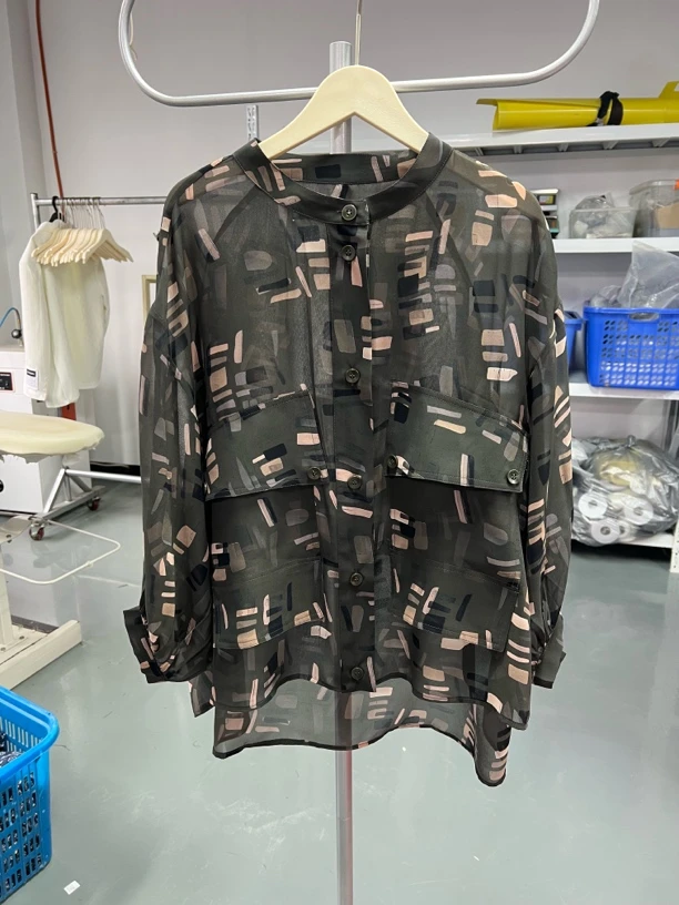 轻熟风水墨画圆领薄款中长款衬衫外套防晒衣