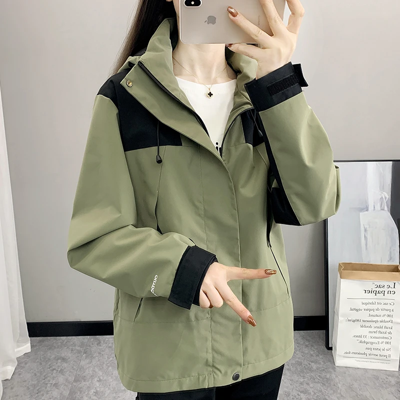 新款外套2025春秋韩版冲锋衣外套女户外单层薄款防风衣情侣夹克男