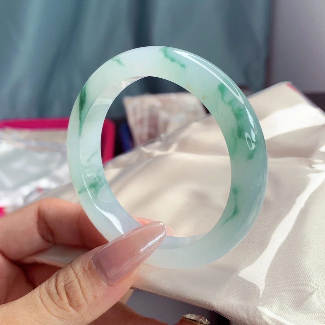 未镶嵌手镯翡翠54.3意境飘花 起胶不包容 柒