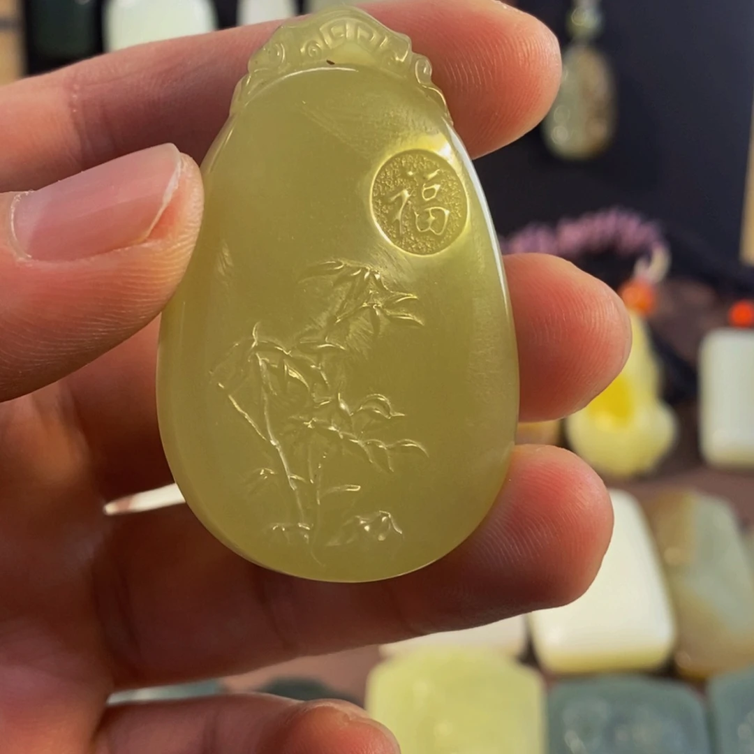 和田玉未镶嵌挂件