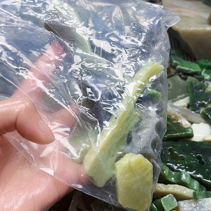 和田玉玉牌未镶嵌唐*