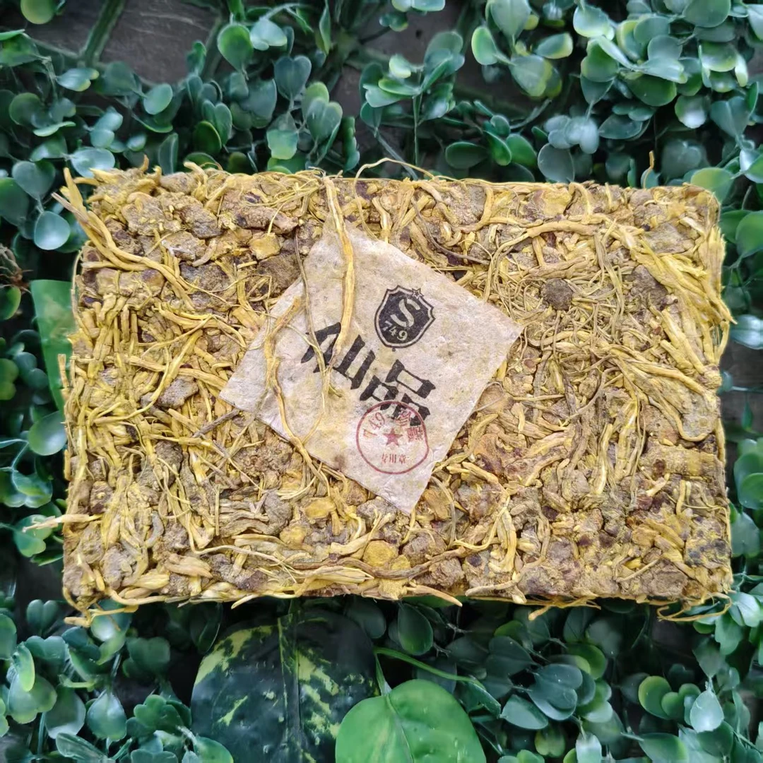 雨腾古茶 "大圆M"黄金X根200g/砖（6月19）