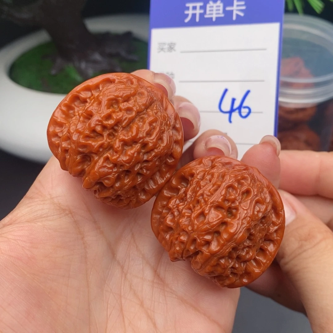 文玩核桃把件38血麒麟46