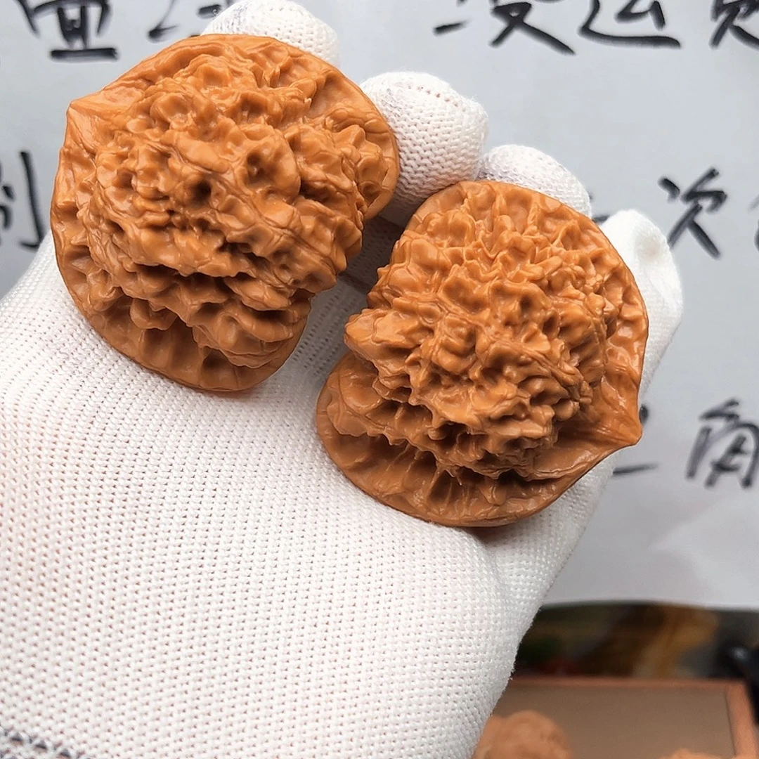 文玩核桃吊坠矮桩官帽