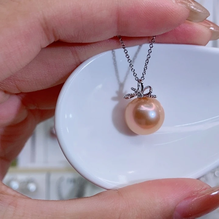 淡水珍珠吊坠(赠链)银S925镶嵌