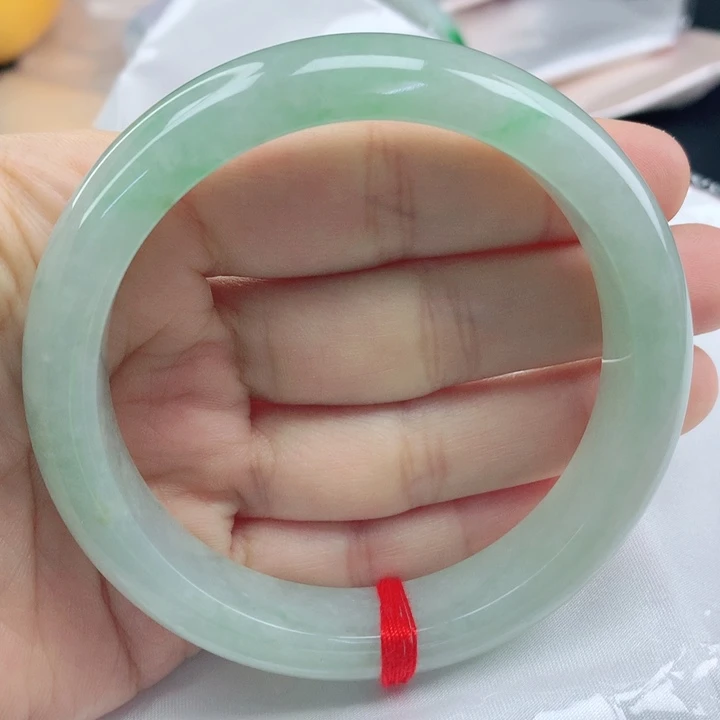 翡翠手镯未镶嵌金丝阳绿59