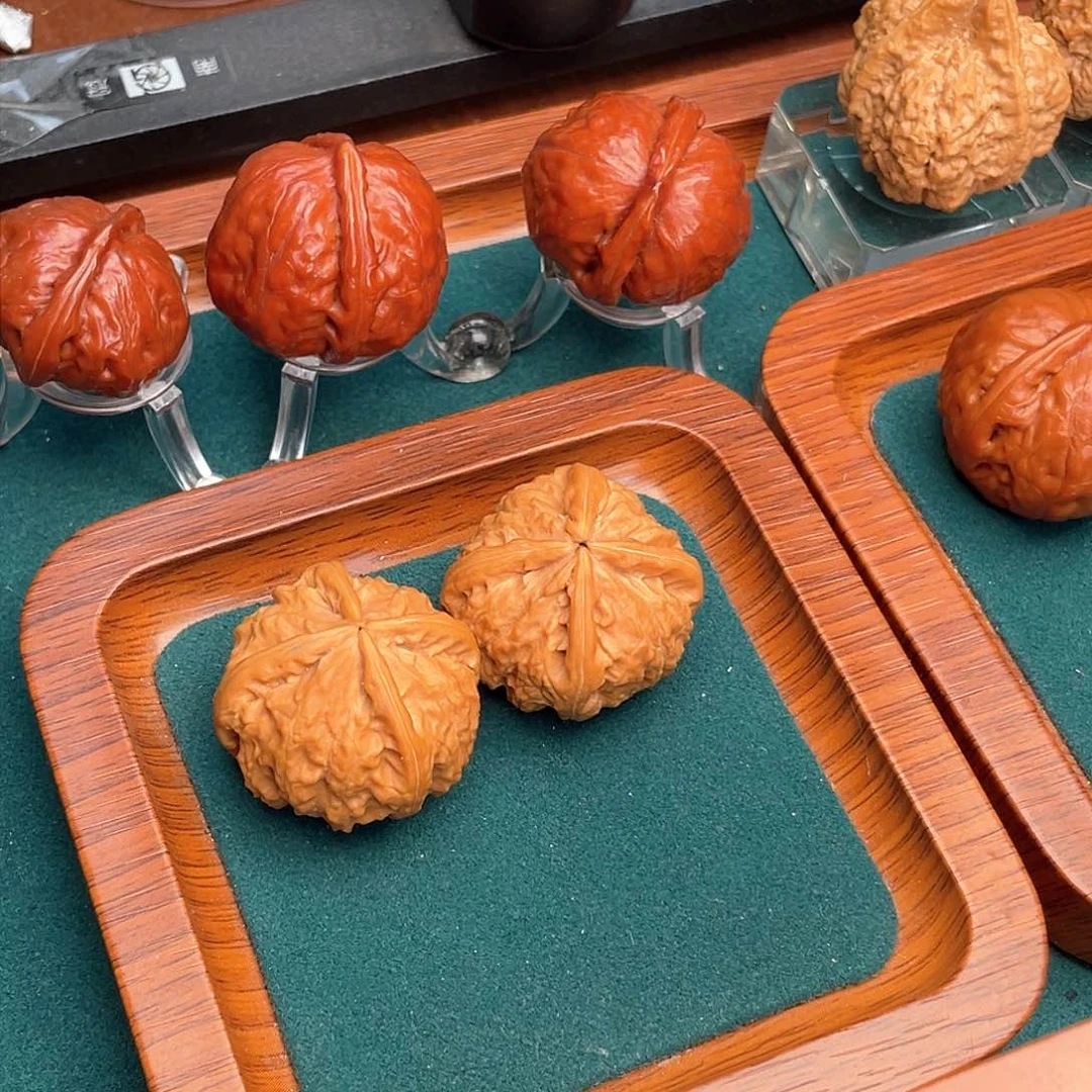 文玩核桃把件200四棱