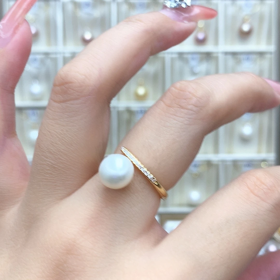 淡水珍珠合金吊坠(赠链)