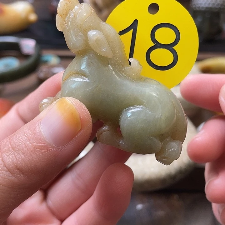 和田玉（糖玉）未镶嵌颈饰