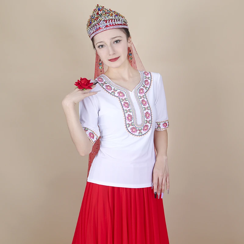 天翼美春夏维吾尔族服饰广场舞重工刺绣短袖牛奶丝上衣衣服